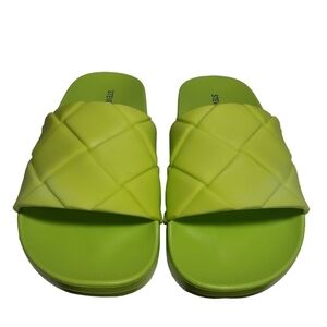 Steve Madden Soulful Green Quilted Pool Slides Sz 5,6,7